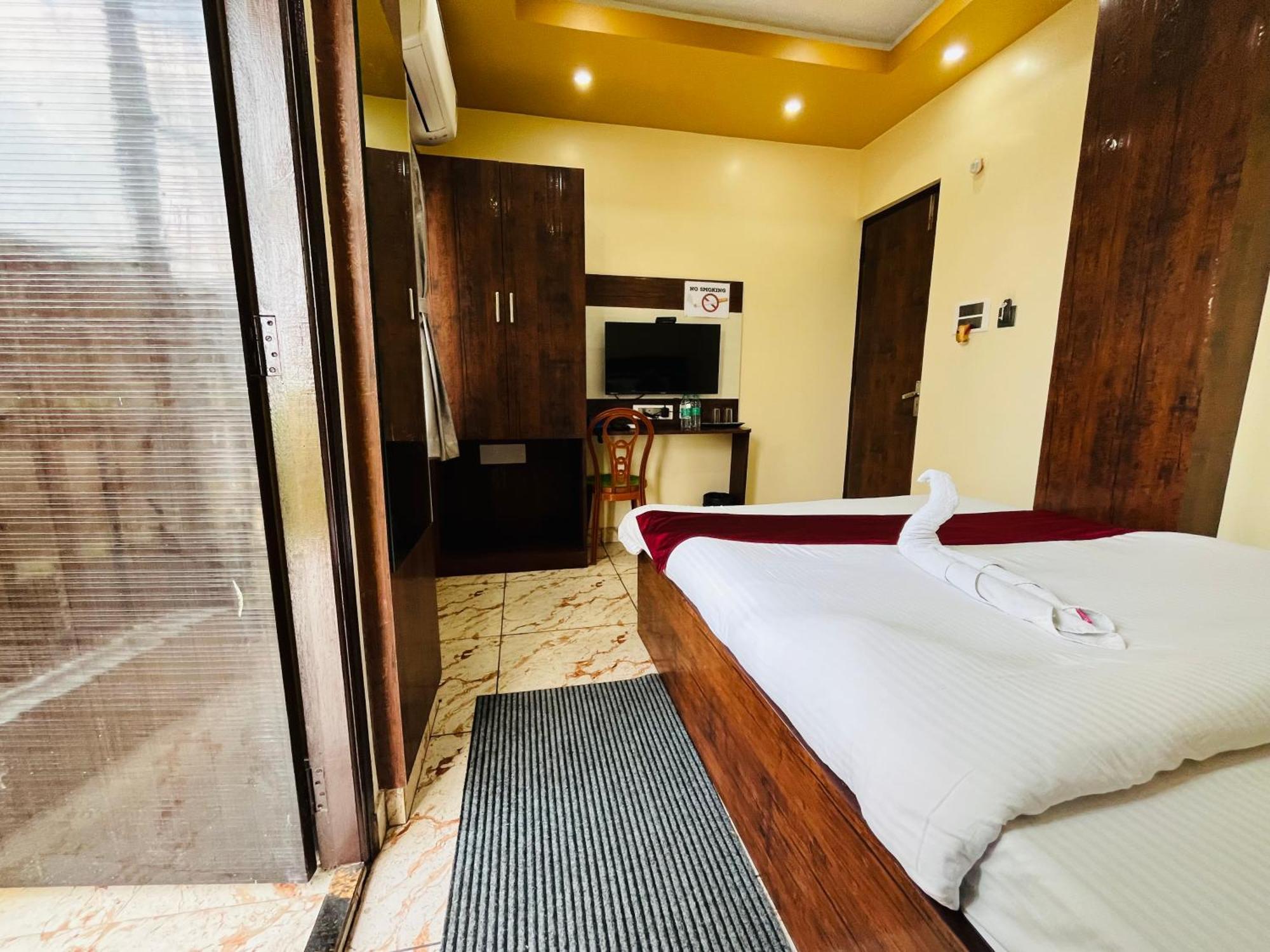 Hotel Kanan Inn Kolkata Bagian luar foto