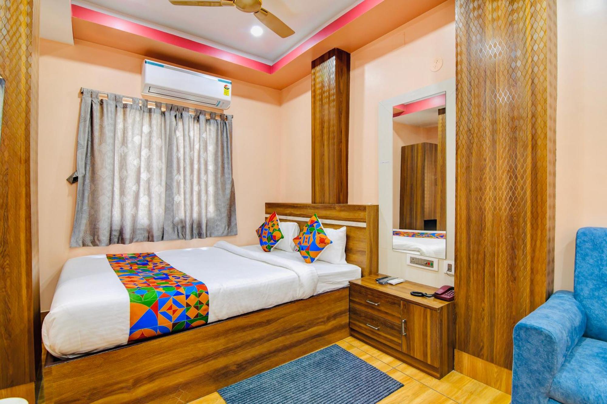 Hotel Kanan Inn Kolkata Bagian luar foto