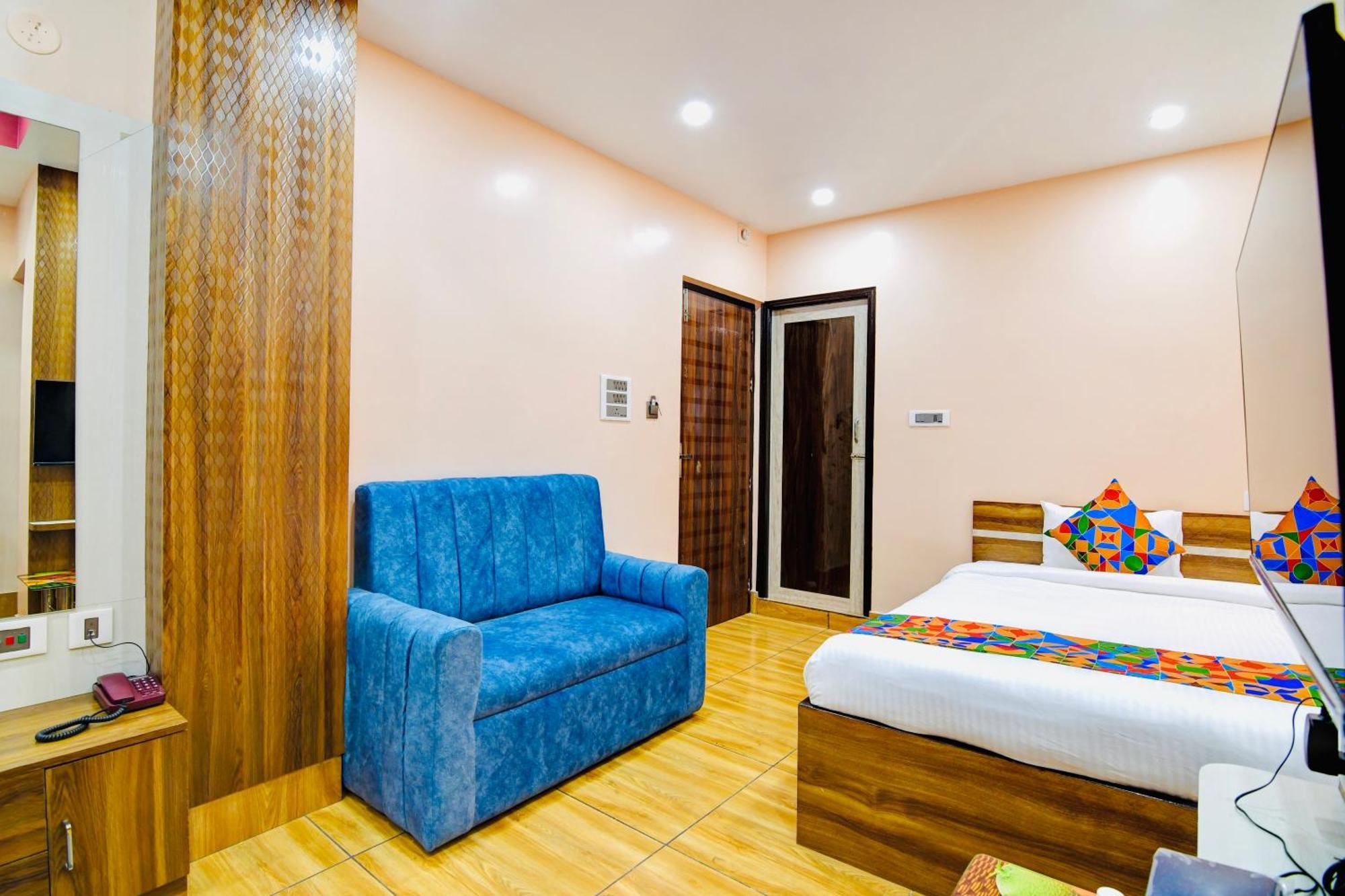 Hotel Kanan Inn Kolkata Bagian luar foto