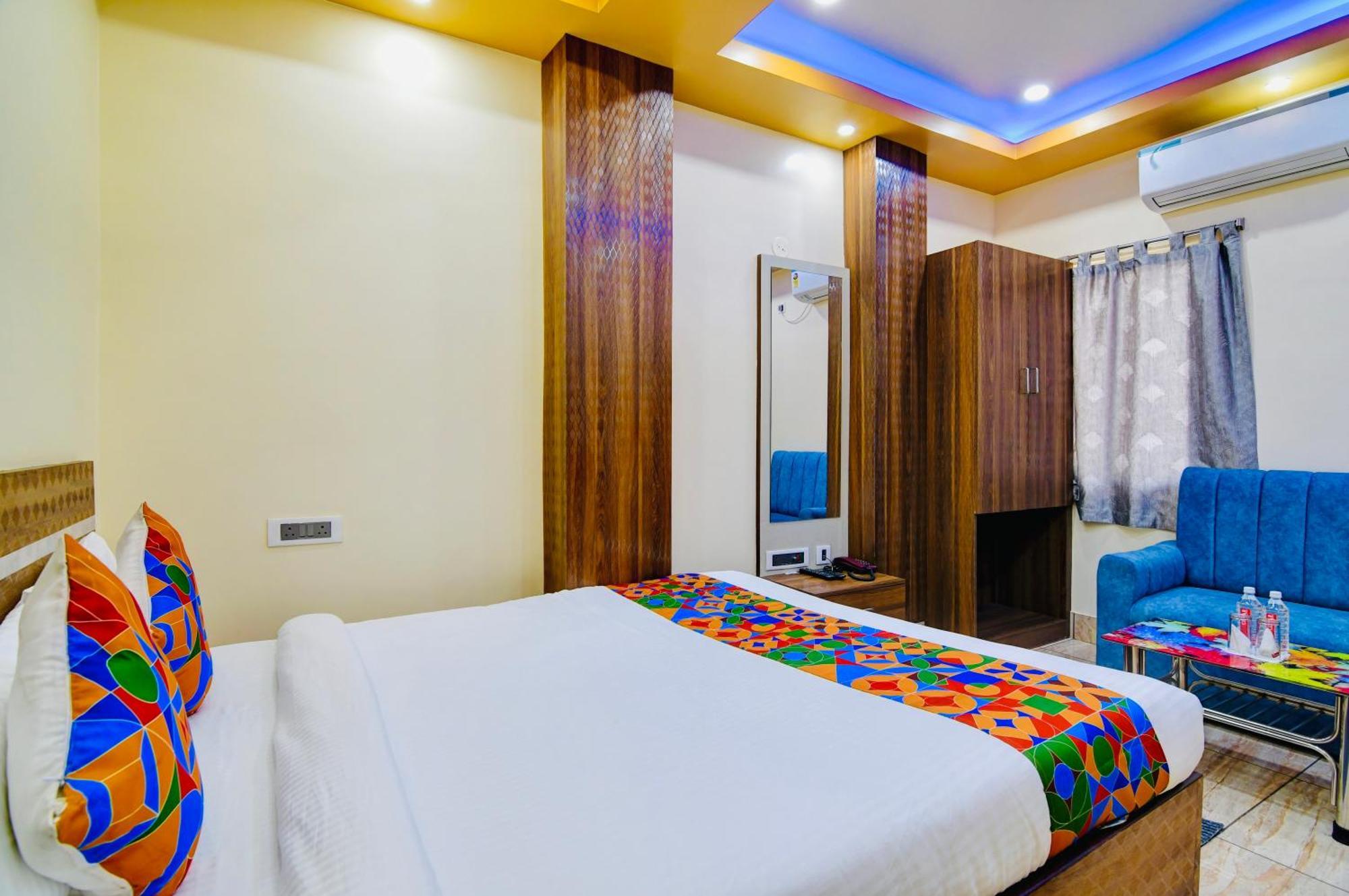 Hotel Kanan Inn Kolkata Bagian luar foto